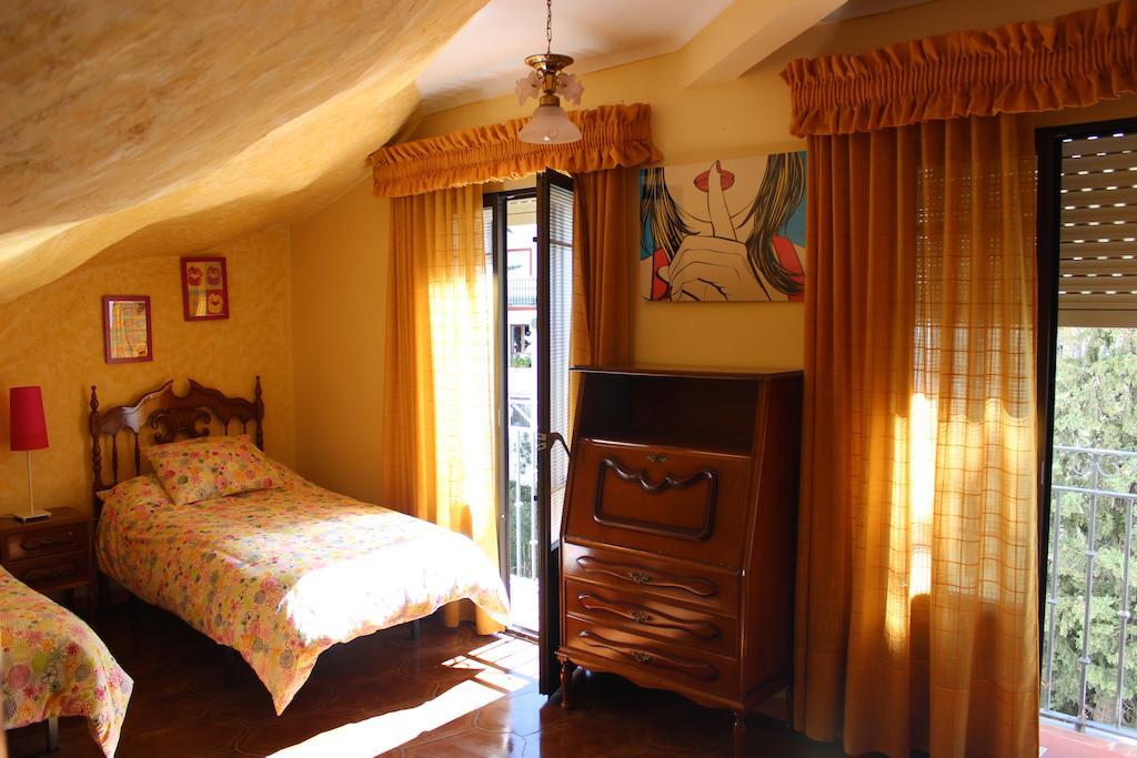 Casa Rural Cuevas Del Sol Setenil De Las Bodegas Cameră foto