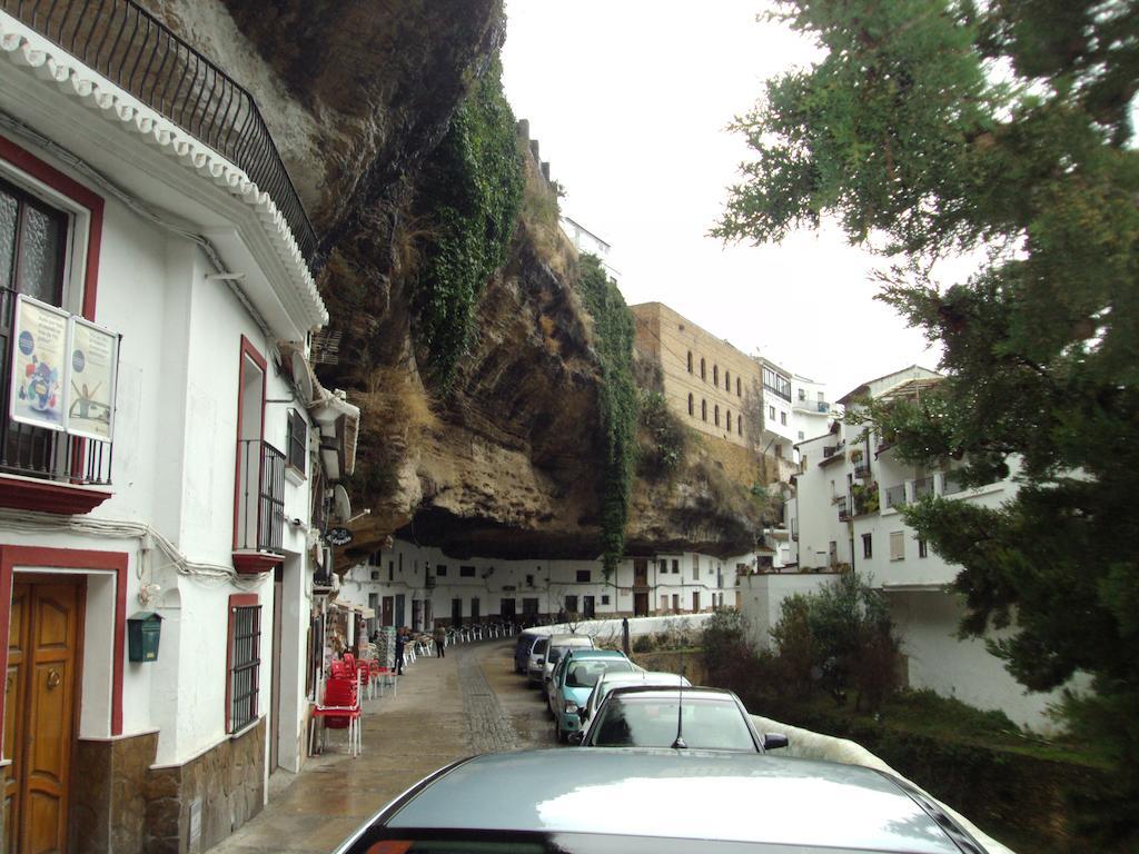 Casa Rural Cuevas Del Sol Setenil De Las Bodegas Exterior foto